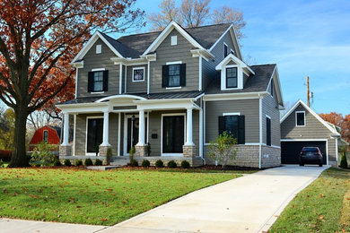 Inspiration for a contemporary exterior home remodel in Columbus