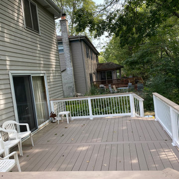 TimberTech Sandy Birch Deck with double staircase in Mt. Prospect, IL