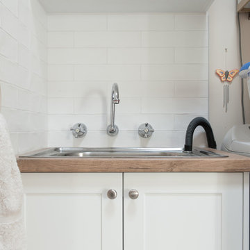 White Contemporary Laundry