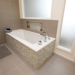 Hydro Systems Lacey - Bathtubs