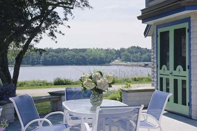 Example of a backyard patio design in Portland Maine