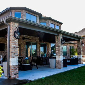 Entertaining Patio with Fire Feature: Fulshear, TX