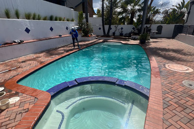 Inspiration for a pool remodel in Los Angeles