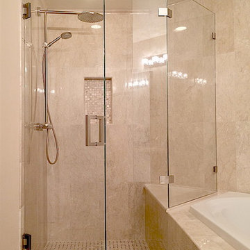 Neo angle frameless shower enclosure