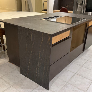 Bookmatched Luxury Kitchen Island – Dekton Laurent & Dekton Rem 2 cm Countertops