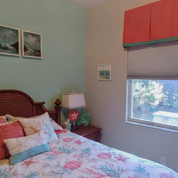 Beachy Retreat Guest Bed & Bathroom