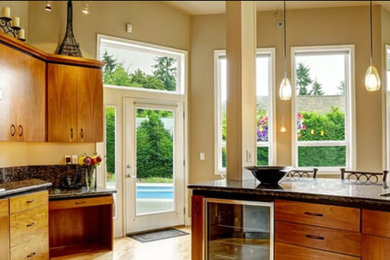 Example of a trendy kitchen design in San Francisco