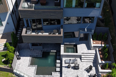Inspiration for a modern home design remodel in Nashville