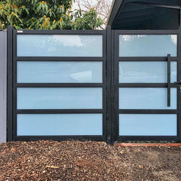 Mountain View California Glass and Aluminum Entry Gate