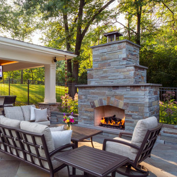 North Oaks Backyard Oasis