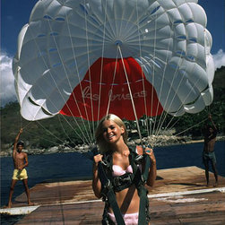 Slim Aarons, Paraglider - Artwork