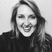 Becca Radixs foto