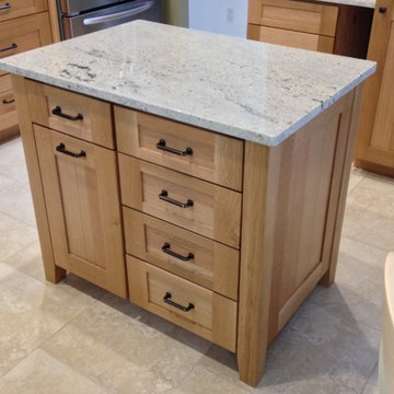 Medinah / Transitional Quarter Sawn Oak Kitchen Kitchen