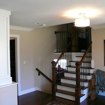 Des Peres Split Foyer