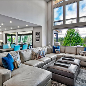 Transitional Custom Home in Clyde Hill