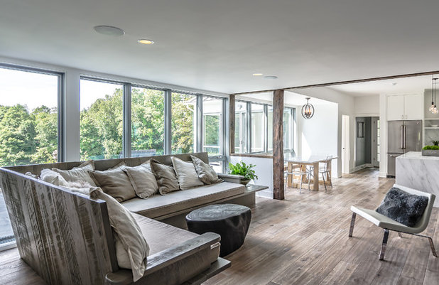 Contemporary Living Room Circa 1700 in NY