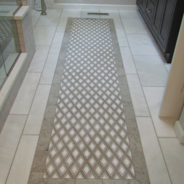 Lakeside Estates Master Bath & Master Closet