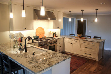 Inspiration for a kitchen remodel in Minneapolis