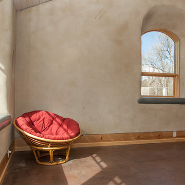 Addition with Clay Plasters and Tadelakt Widowsills