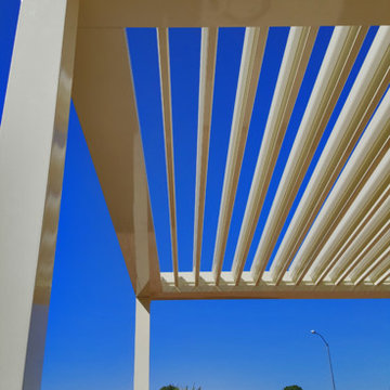 Adjustable Louvered Patio Cover