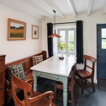 Brynglas, Rhandirmwyn, Wales