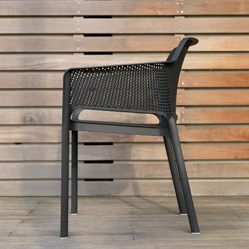 RIO TABLE & NET CHAIR IN ANTRACITE