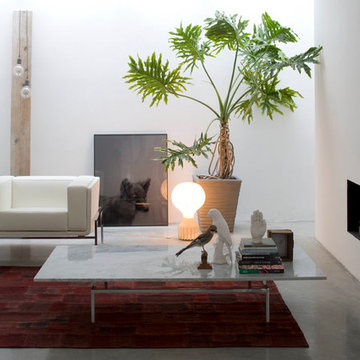 Saarinen Club Chair and Coffee Table
