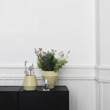 Rimm vases & flowerpots