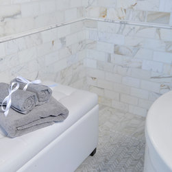 White Carrara - Products