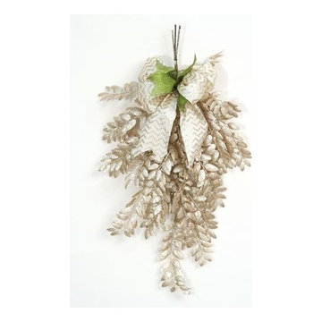 Outdoor Holiday Decor