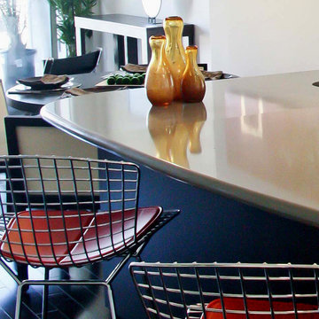 Form Quartz Slab in Dove Grey