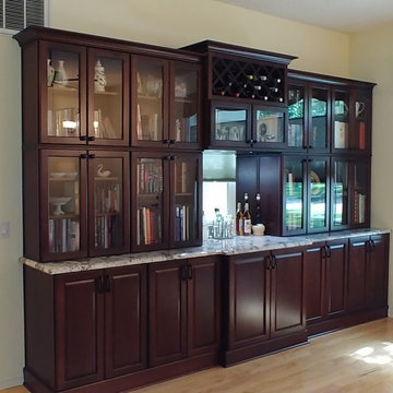 KraftMaid Fox Chase Cherry Kaffe Bookcase