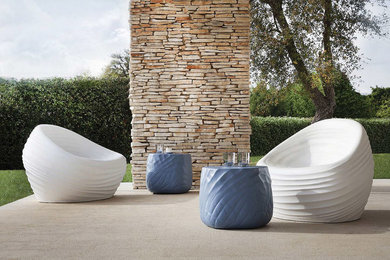Inspiration for a contemporary patio remodel in Miami