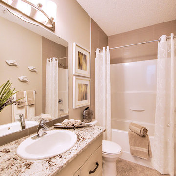 2017 Attached Homes – Mid-to High-rise Condo/Apartment under 1,000 sq. ft. - Str