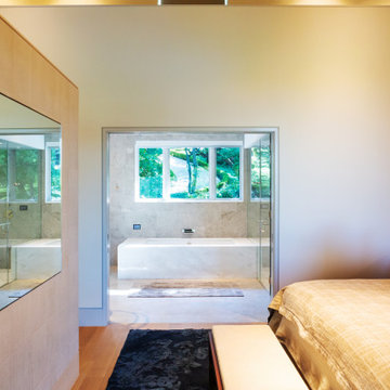 360 Degree Master Suite