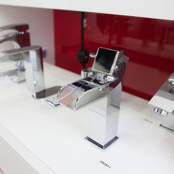 Aventura Showroom - Products