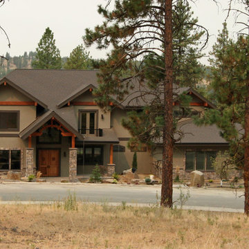 Elegant 2-Story