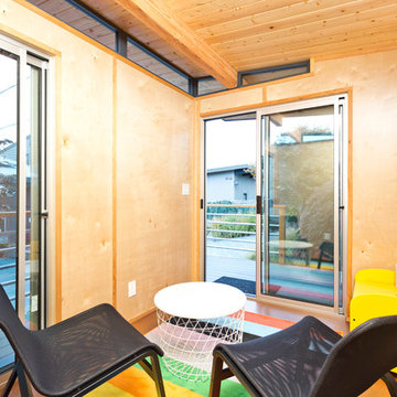 10' by 12' Seattle studio