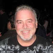 Michael Roy's photo