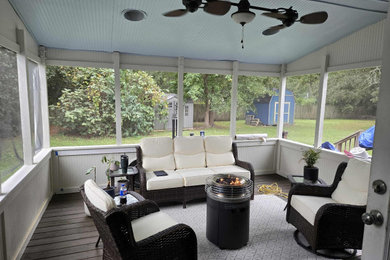 Inspiration for a porch remodel in New York