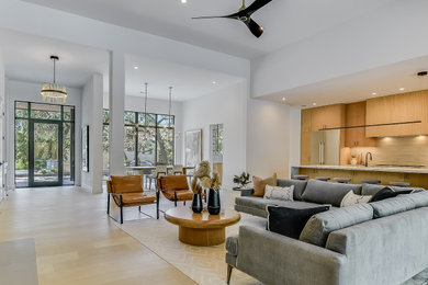 Living room photo in Austin