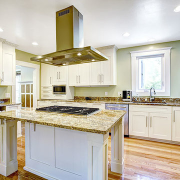 Contemporary Kitchen In Irvine