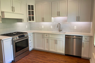 Transitional kitchen photo in New York