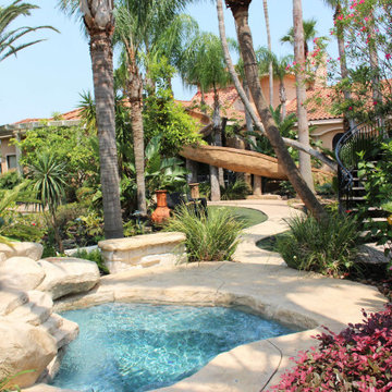 Laguna Showroom Custom Pool