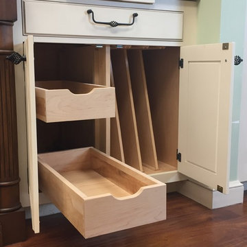 Roll Outs/Tray Dividers