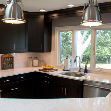 Smoke & White Commack Kitchen