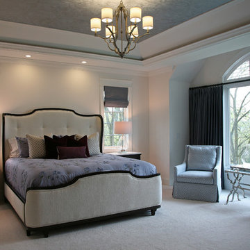 Traditional Family Estate with reflections on Hollywood Regency