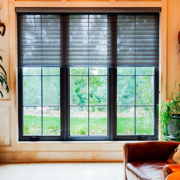 Functional Drapes with 2-Finger Pinch Pleat on a Matte Black Traverse Rod