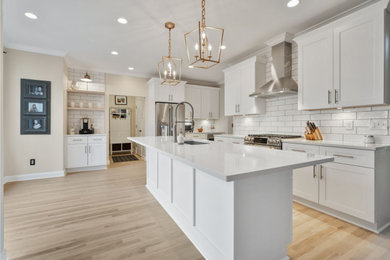 Kitchen - kitchen idea in Other