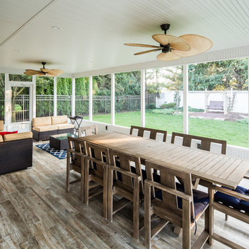 Open floor concept in screened in porch with ability to restructure furniture la